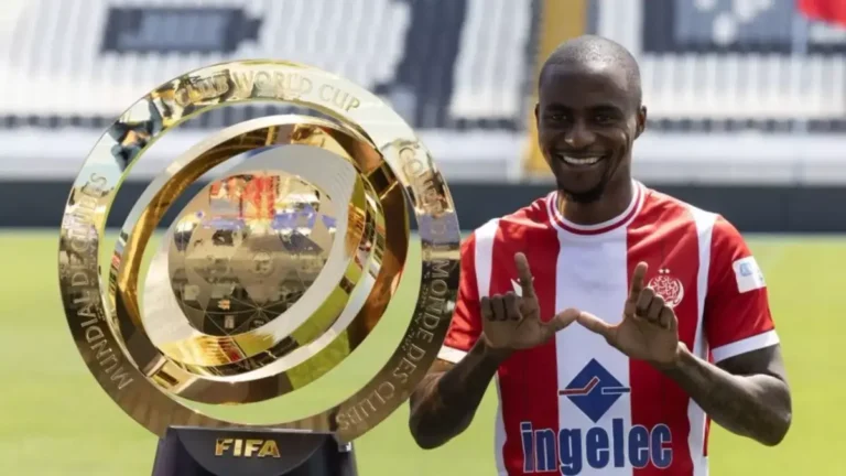 Wydad Face Transfer Battle for Thembinkosi Lorch as Overseas Clubs Circle